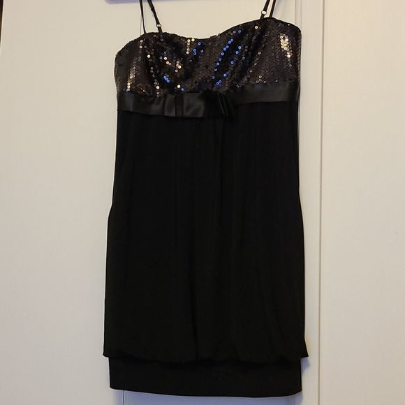 blouse - Picture 4 of 4